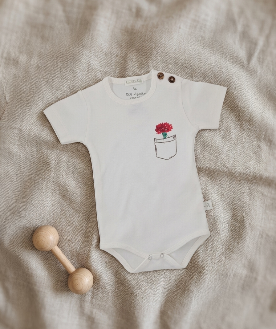 Body "CRAVO NO BOLSO", manga curta