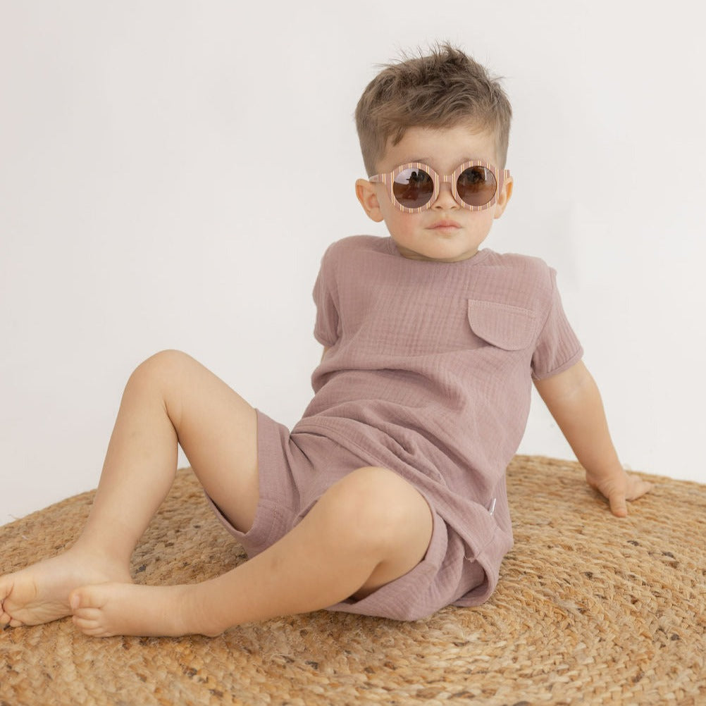 Calções, em musselina