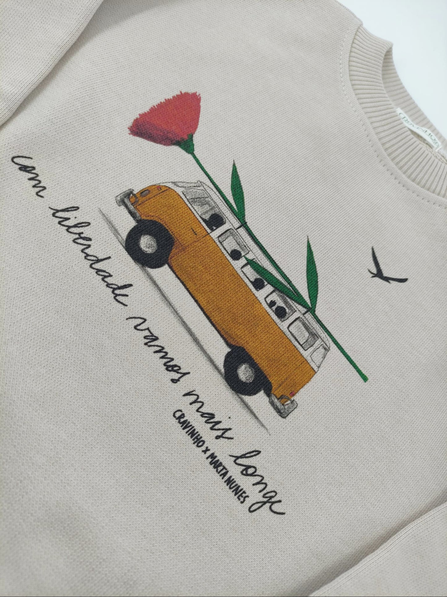 Sweatshirt "Com liberdade vamos longe" - adulto