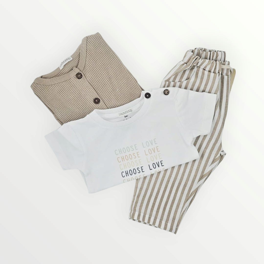 T-shirt "Choose Love", manga curta