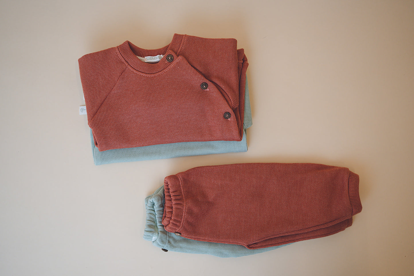 Conjunto malha dupla-face, telha