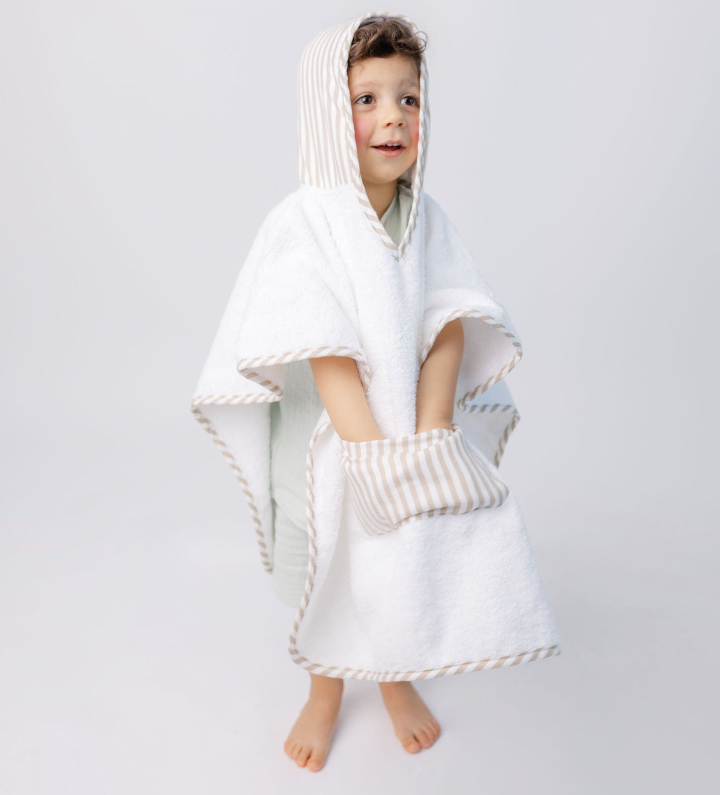 Poncho com tecido riscas bege