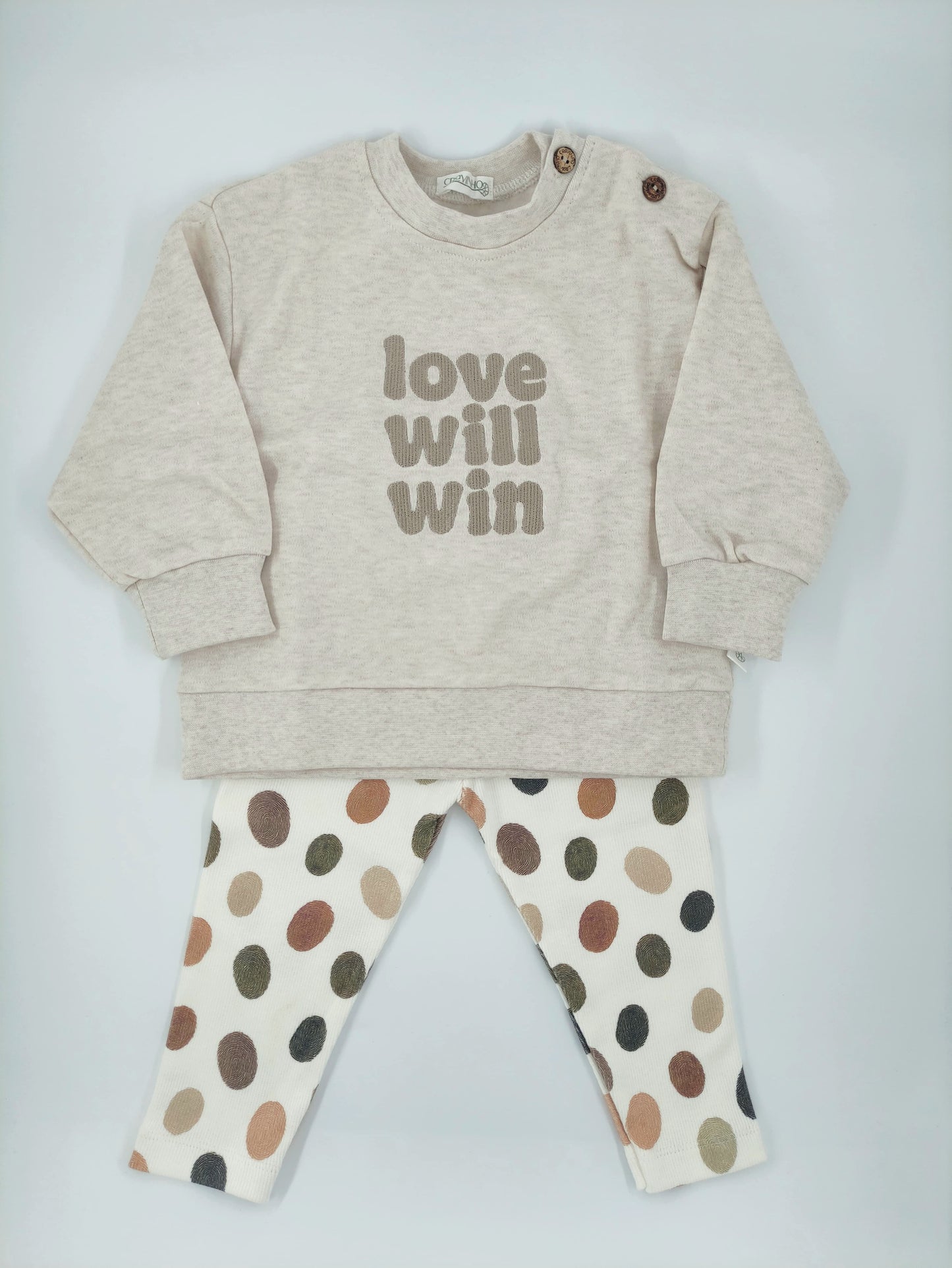 Camisola c/ bordado "Love will win", manga comprida