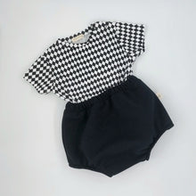 Carregar imagem no visualizador da galeria, T-shirt Estampada CHECKERBOARD -60%

