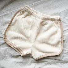 Load image into Gallery viewer, Contrast short shorts -30%

